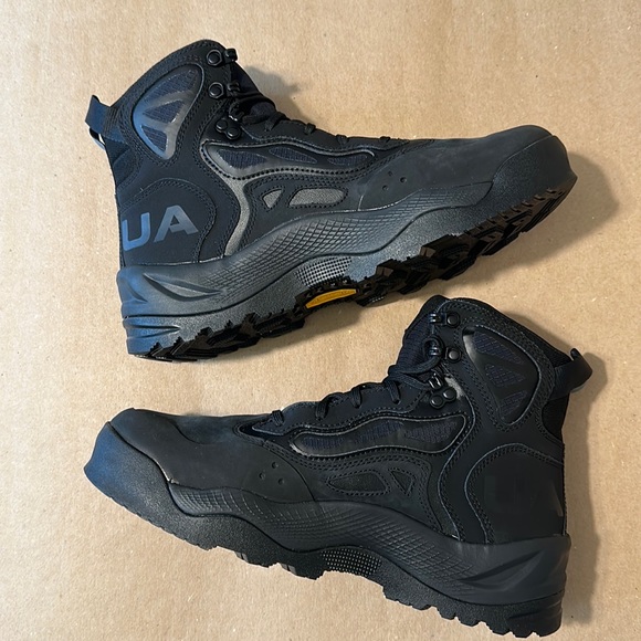 Under Armour Men's UA Charged Raider Mid Waterproof Hiking Boots Black - Picture 5 of 8